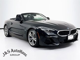 Used 2025 BMW Z4 sDrive30i image 1