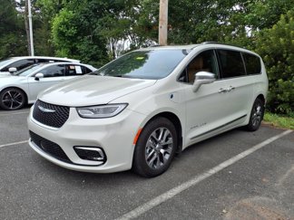 Used 2021 Chrysler Pacifica Pinnacle image 1