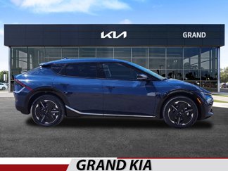 New 2025 Kia EV6 Wind image 1