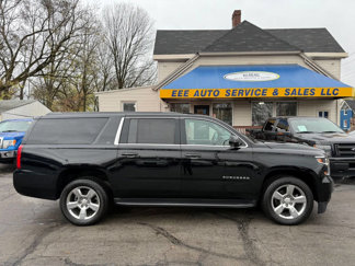Used 2018 Chevrolet Suburban LT image 1