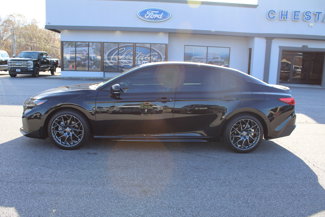 Used 2025 Toyota Camry SE image 1