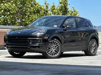 Used 2023 Porsche Cayenne S Platinum image 1