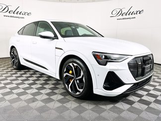 Used 2023 Audi e-tron Premium Plus w/ Premium Plus Package image 1