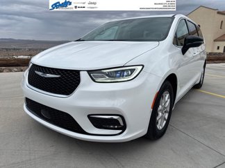 New 2024 Chrysler Pacifica Touring-L 360° Tour