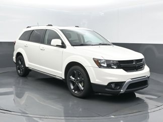 Certified 2020 Dodge Journey Crossroad image 1
