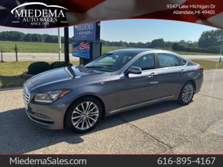 Used 2015 Hyundai Genesis 3.8 image 1