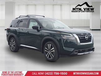 New 2025 Nissan Pathfinder Platinum image 1