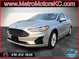 Used 2019 Ford Fusion SE image 1