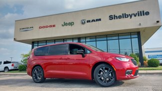 New 2026 Chrysler Pacifica Select image 1