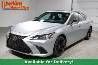 Used 2023 Lexus ES 350 F Sport w/ Accessory Package (Z2) image 1