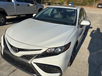 Used 2023 Toyota Camry SE w/ Convenience Package image 1
