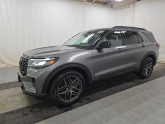 Used 2025 Ford Explorer ST image 1
