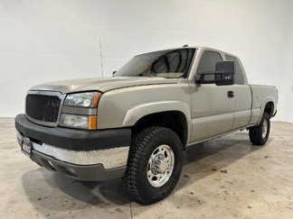Used 2003 Chevrolet Silverado 2500 LT w/ Skid Plate Package image 1