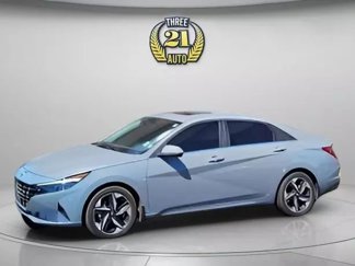 Used 2023 Hyundai Elantra Limited image 1