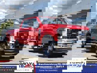 New 2026 Ford F250 4x4 Crew Cab Super Duty image 1