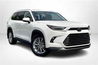 Used 2024 Toyota Grand Highlander Platinum image 1
