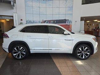 New 2025 Volkswagen Atlas Cross Sport SEL Premium R-Line image 1