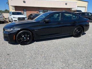 Used 2022 BMW 530e w/ Premium Package image 1