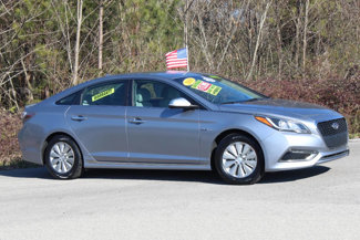 Used 2016 Hyundai Sonata SE image 1