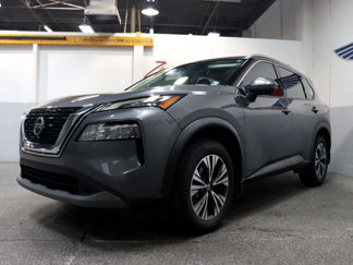 Used 2021 Nissan Rogue SV image 1