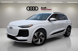 New 2025 Audi Q6 e-tron Prestige image 1
