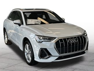 Used 2024 Audi Q3 2.0T Premium w/ Convenience Package image 1