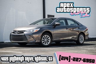 Used 2017 Toyota Camry LE image 1