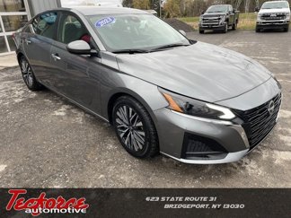 Used 2023 Nissan Altima 2.5 SV image 1