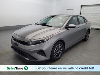 Used 2023 Kia Forte LXS image 1