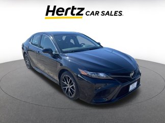 Used 2024 Toyota Camry SE image 1
