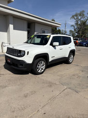 Used 2018 Jeep Renegade Latitude w/ Cold Weather Group image 1