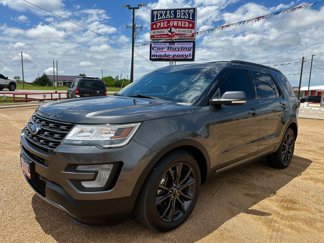 Used 2017 Ford Explorer XLT w/ Equipment Group 202A image 1