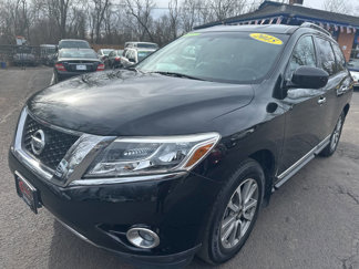 Used 2015 Nissan Pathfinder SL w/ SL Tech Package image 1