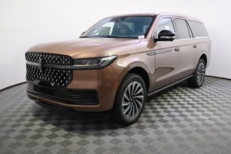New 2025 Lincoln Navigator L Black Label image 1