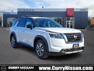 New 2025 Nissan Pathfinder SL image 1