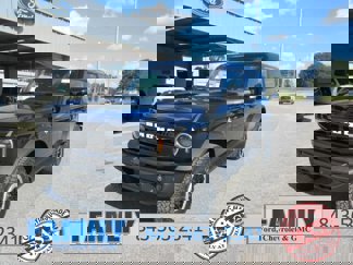 New 2025 Ford Bronco Outer Banks video 1
