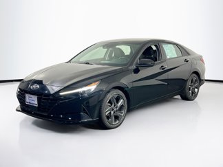 Used 2023 Hyundai Elantra SEL w/ Convenience Package image 1