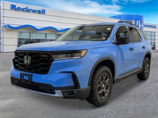 New 2025 Honda Pilot TrailSport image 1