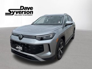 New 2025 Volkswagen Tiguan SE image 1