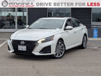 Certified 2023 Nissan Altima 2.5 SL image 1