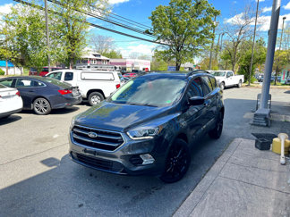 Used 2019 Ford Escape SE image 1