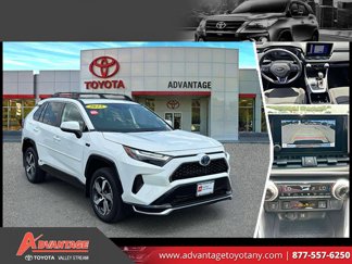 Certified 2023 Toyota RAV4 SE image 1