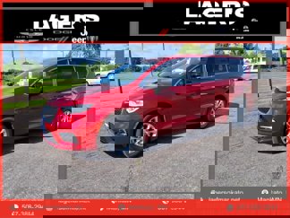 New 2025 Chrysler Pacifica Select image 1
