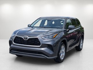 Used 2020 Toyota Highlander L image 1