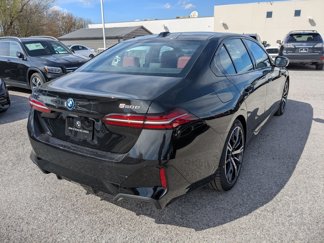New 2025 BMW 550e xDrive w/ Premium Package image 1