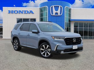 New 2025 Honda Pilot Touring image 1