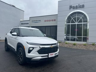 Used 2025 Chevrolet TrailBlazer LT image 1