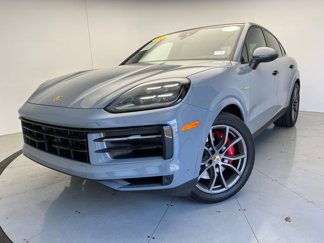 Certified 2024 Porsche Cayenne S image 1
