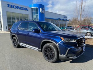 New 2025 Honda Pilot Touring image 1