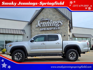 Used 2023 Toyota Tacoma TRD Off-Road image 1